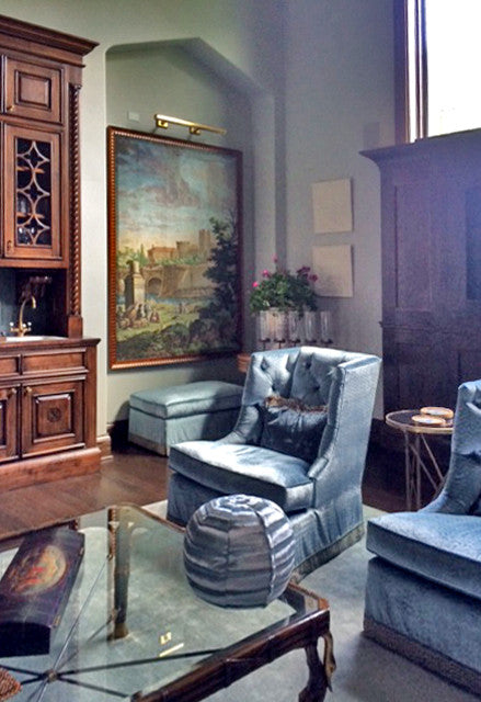 Dufour Antiquity, living room